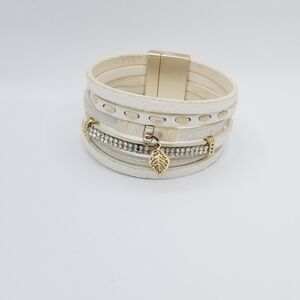 Chic White and Gold Leaf Bracelet